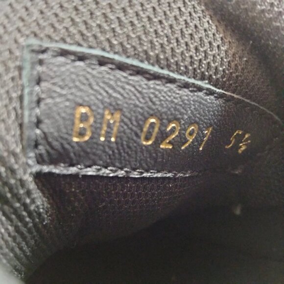 Louis Vuitton Sneakers Men Black PVC 790-073025 - Picture 7 of 9